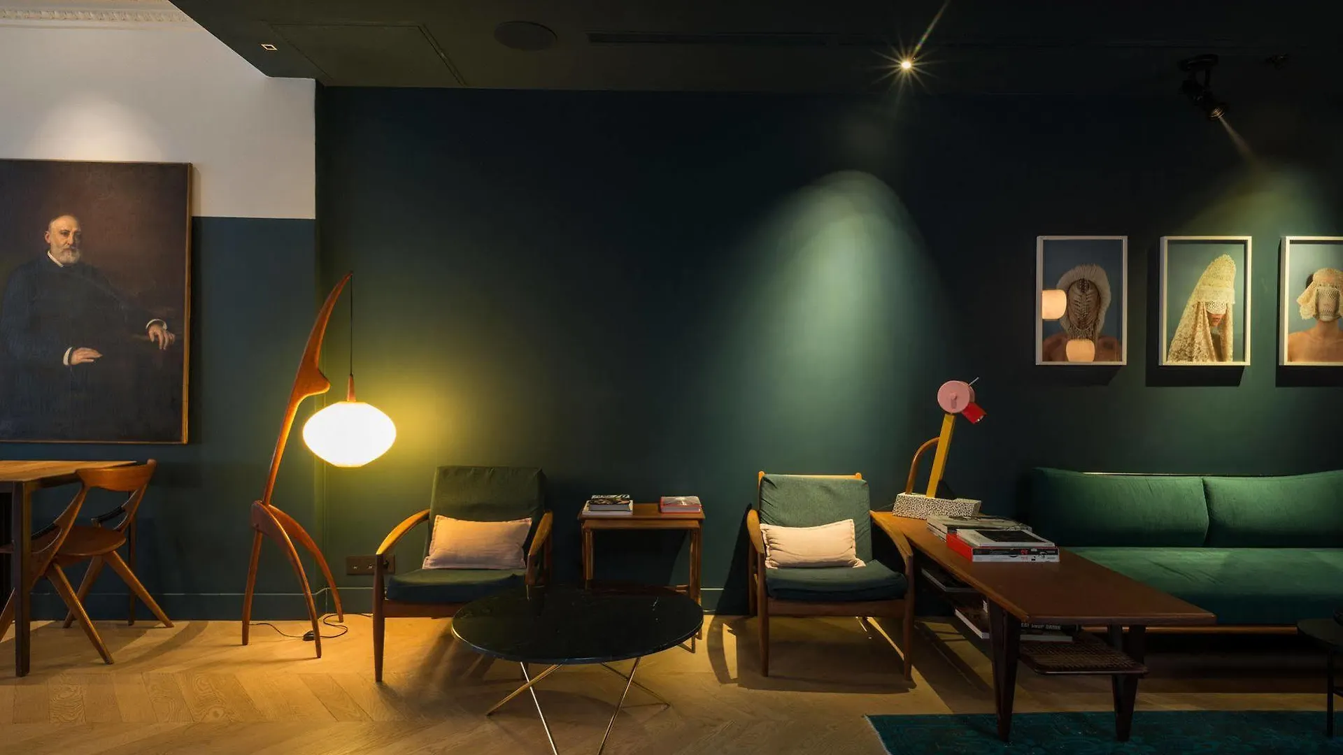 Coq Hotel