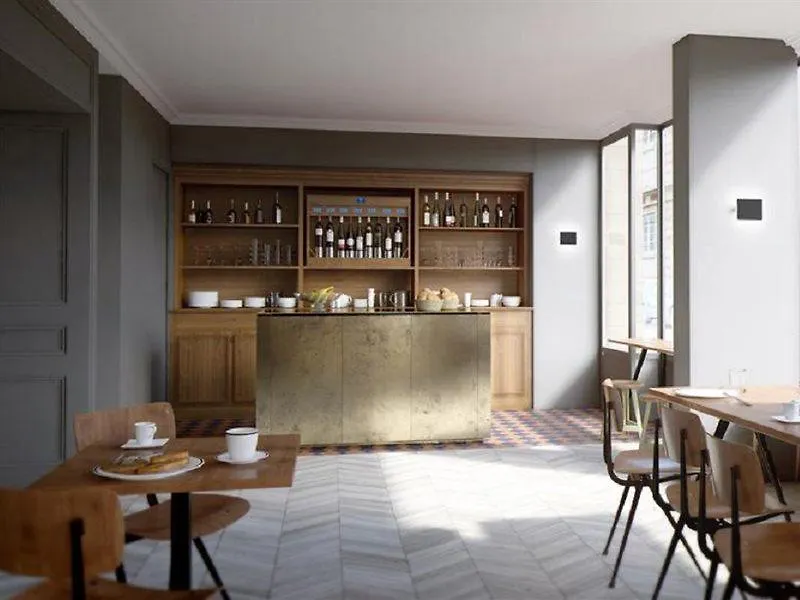Coq Hotel